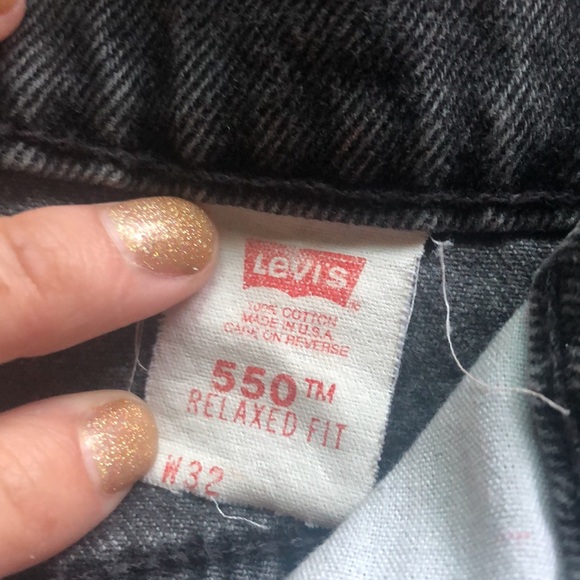 Levi’s | 550 Relaxed Fit Denim Shorts - Picture 4 of 6